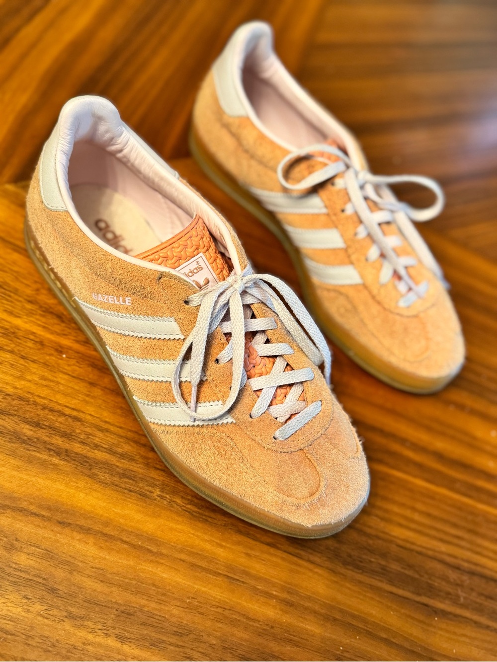 Adidas Gazelle Suede Sneakers Peach Pink Gum Sole Women’s US 7.5